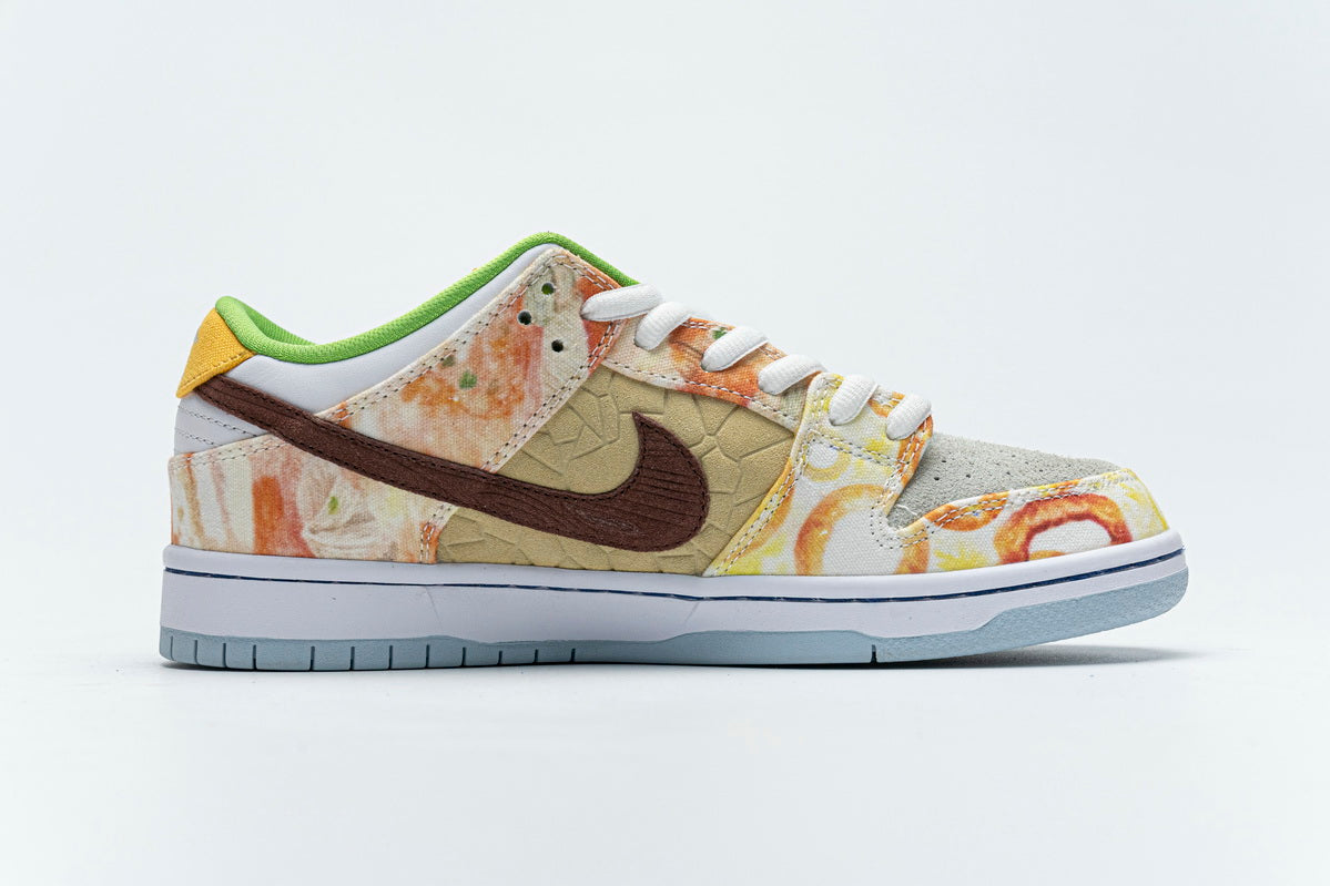 Dunk Low (Women's)