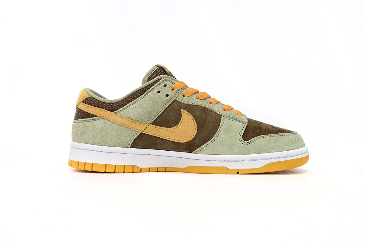 Dunk Low (Women's)