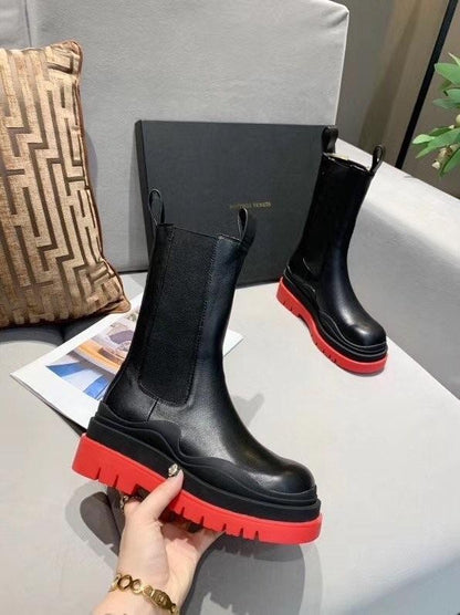 The Tire Boots (Women’s)