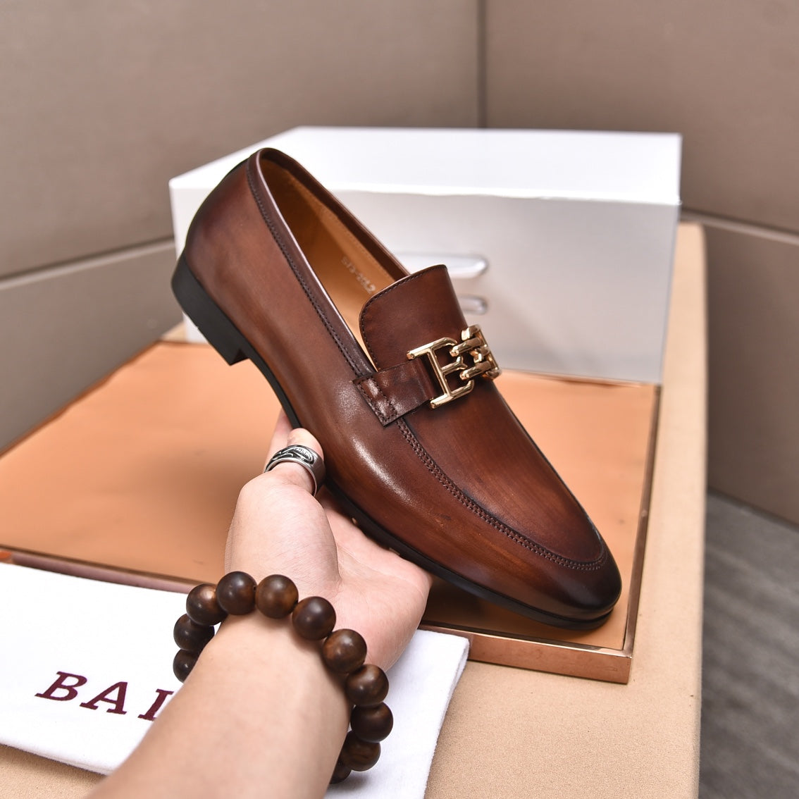 Ellyane Loafers (Men's)