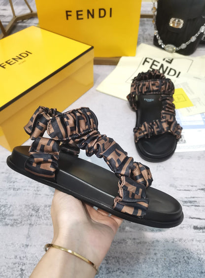 Feel Sandals (Women’s)