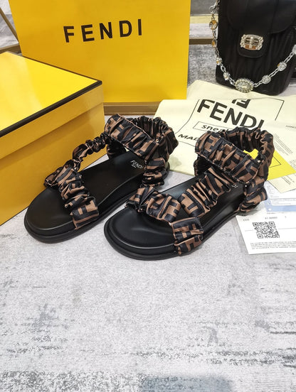 Feel Sandals (Women’s)