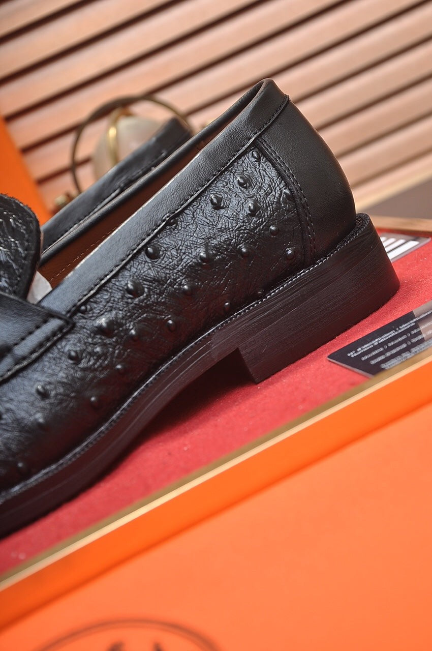 Front Logo Loafer (Men’s)