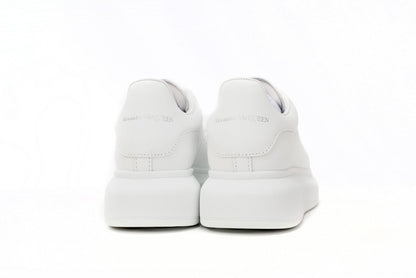 Oversized Sneaker (Women’s)