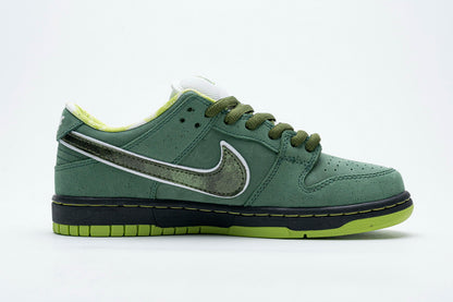 Dunk Low (Women's)