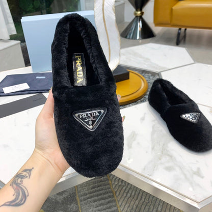 Fur Slippers (Women’s)