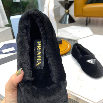 Fur Slippers (Women’s)