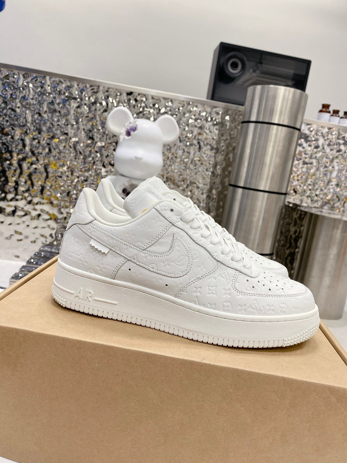 Air Force 1 x LIV (Women's)