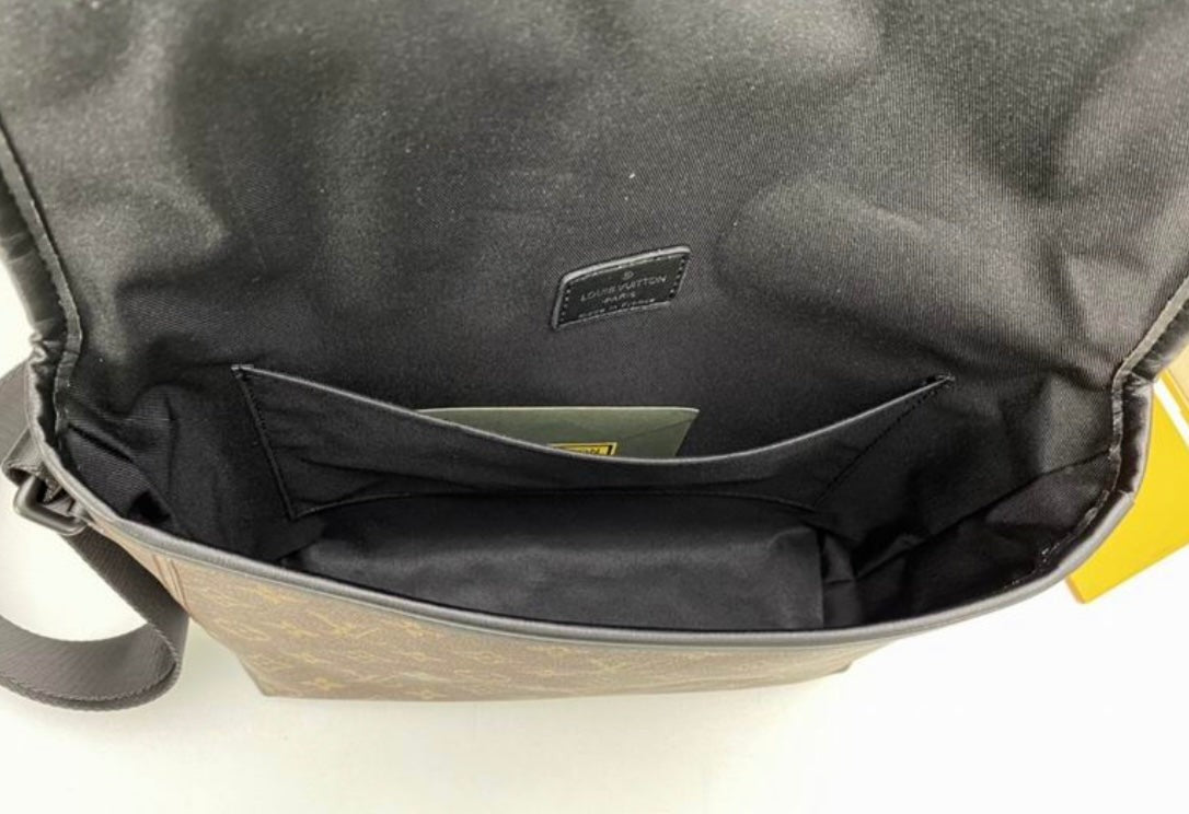 Messenger Bag