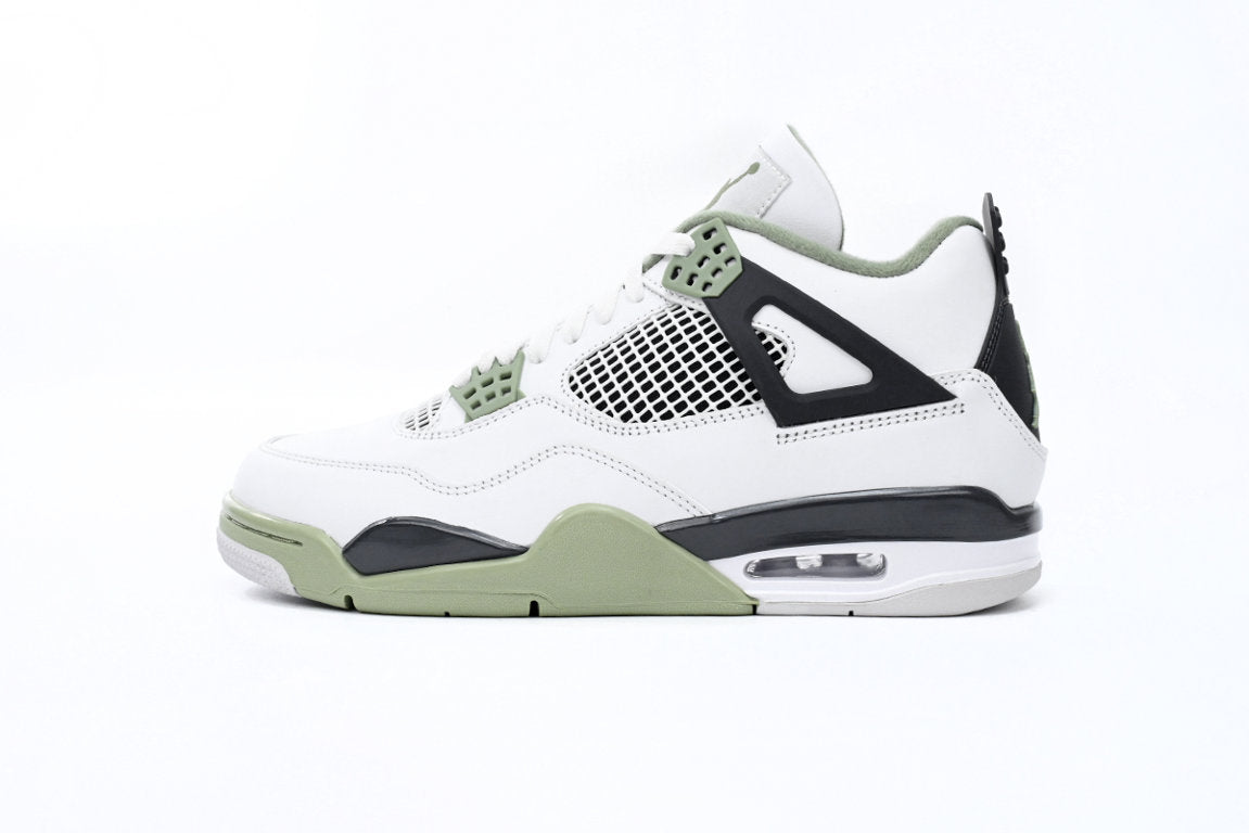 Aj4 Retro High (Women's)