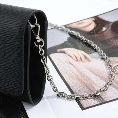 Carteira Twist Chain Wallet