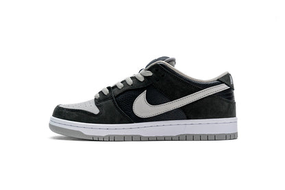 Dunk Low (Men's)