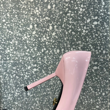 Medusa Décolleté Pump (Women’s)