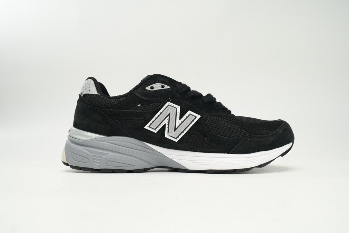 990 Sneakers (Men's)