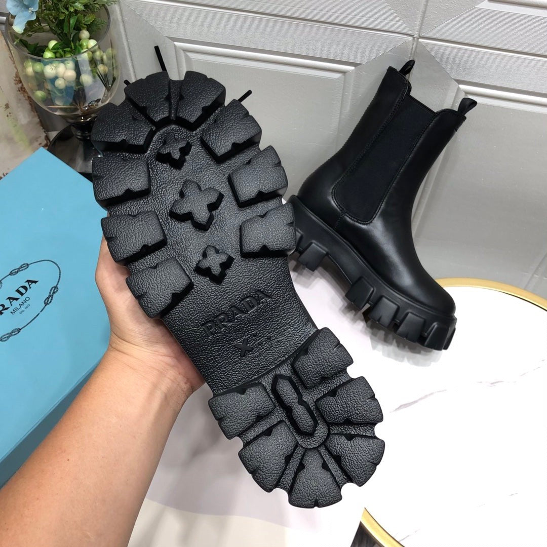 Monolith Boots (Women’s)