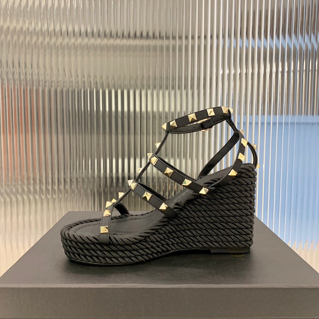 Rockstud Wedge Sandal (Women’s)