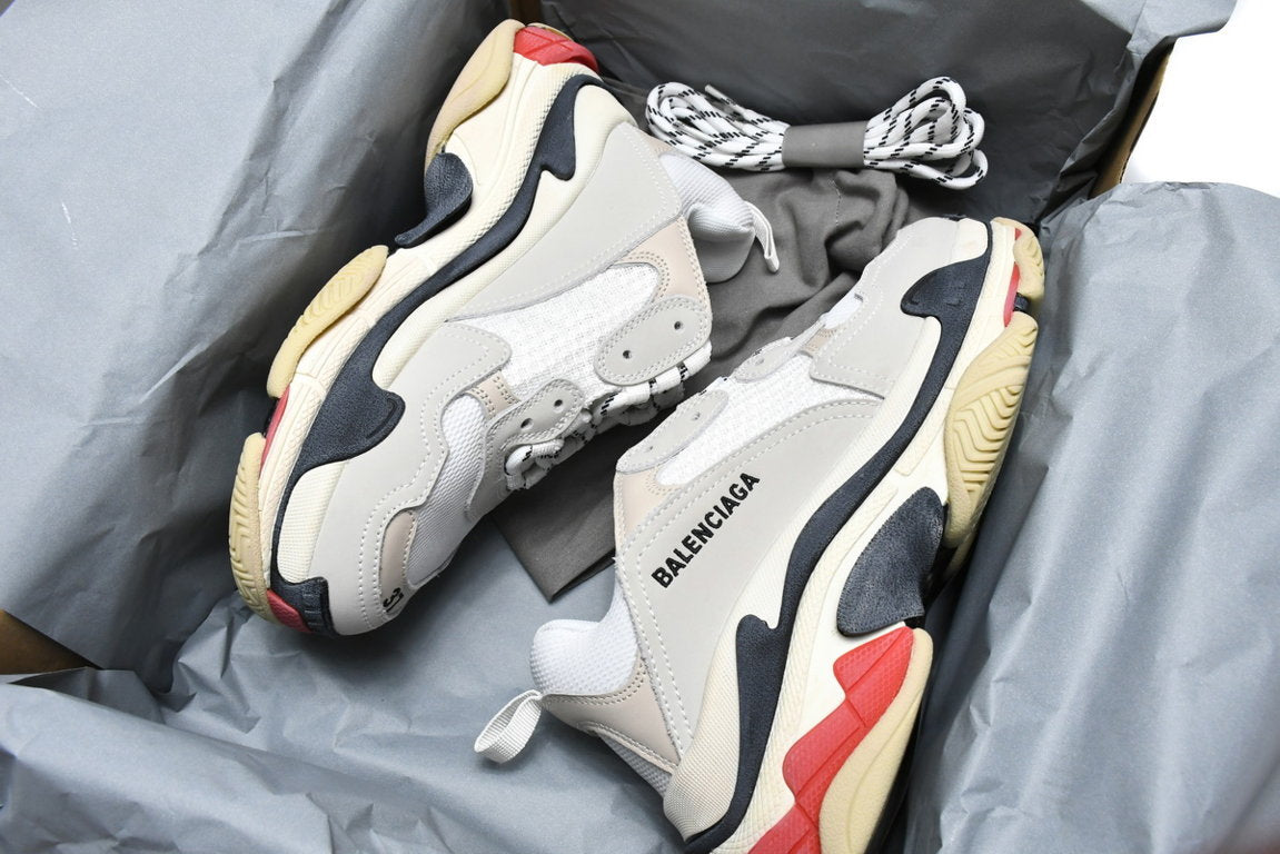 Triple S Sneaker (Men’s)