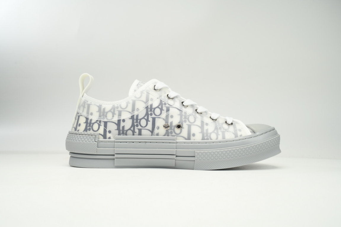 B23 Low-Top Sneaker (Women's)