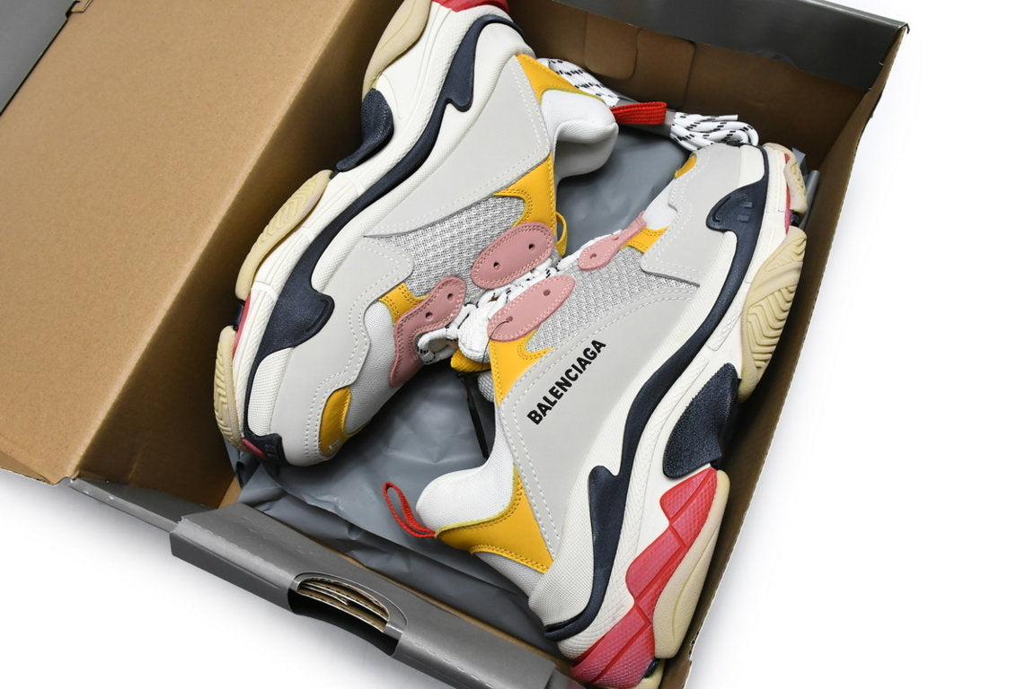 Triple S Sneaker (Men’s)