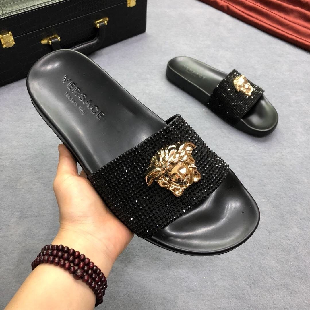 Medusa Slippers (Men’s)