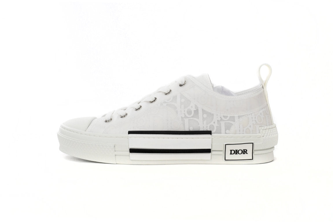 B23 Low-Top Sneaker (Women's)