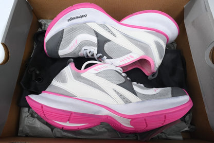 3XL Sneaker (Women's)