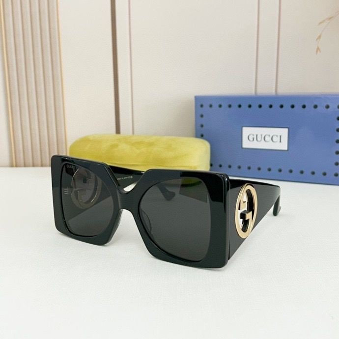 1254 Square Sunglasses