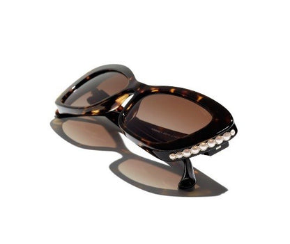 5481 Cat-Eye Sunglasses