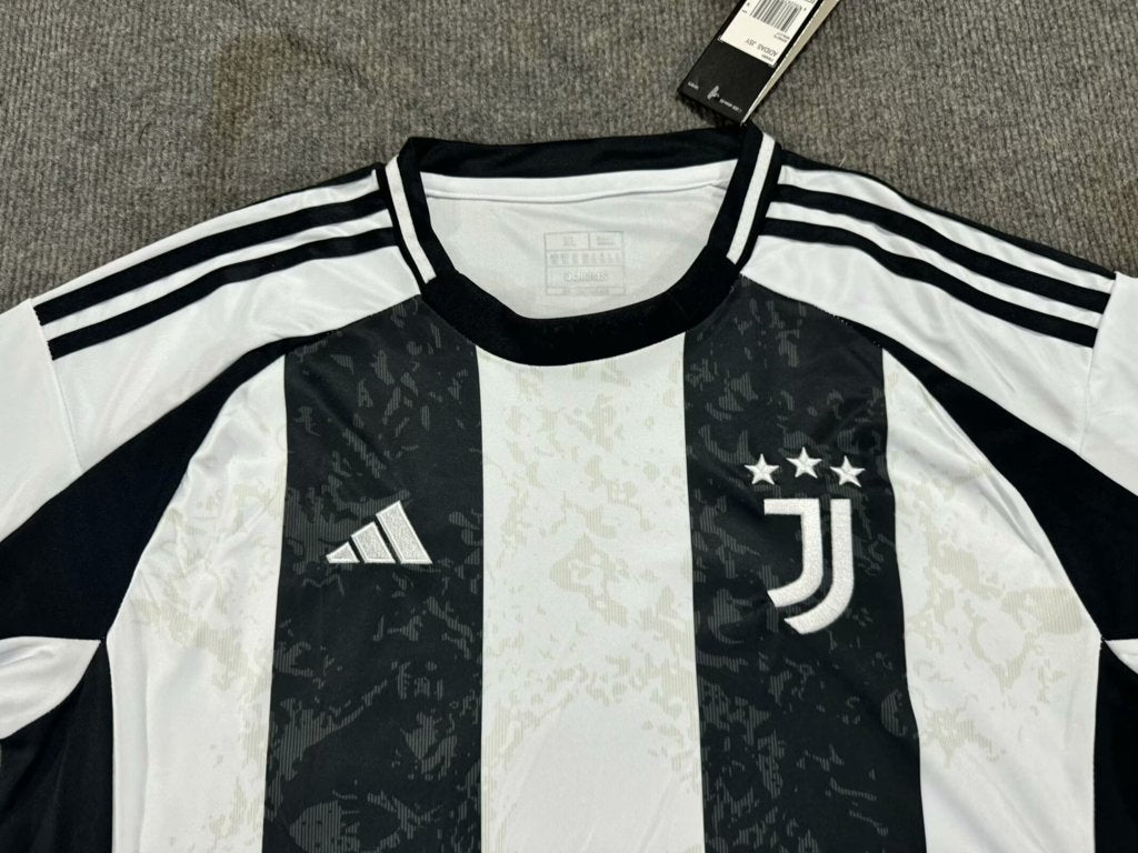 Juventus Jersey 2024/25