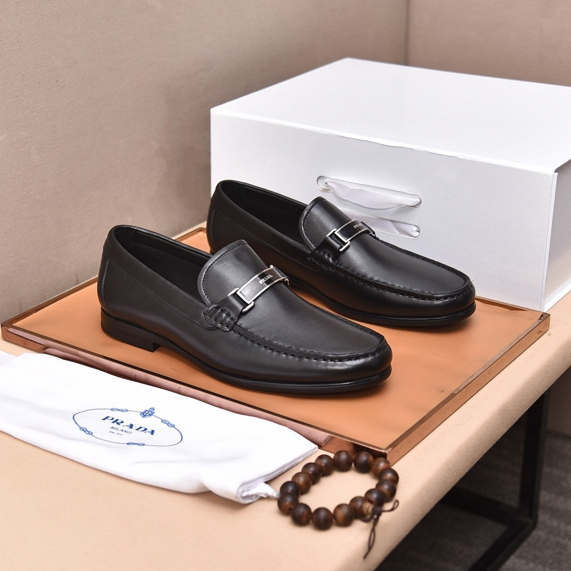 Leather Logo Loafer (Men's)