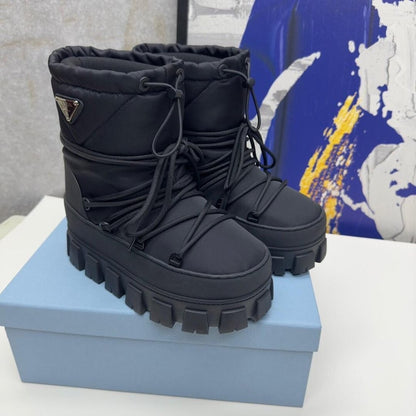 Re-Nylon Gabardine Snow Boots (Women's)