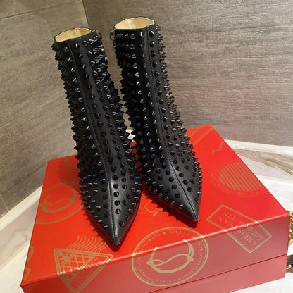 Snakilta 120 Spiked Ankle Boots (Women’s)