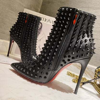 Snakilta 120 Spiked Ankle Boots (Women’s)