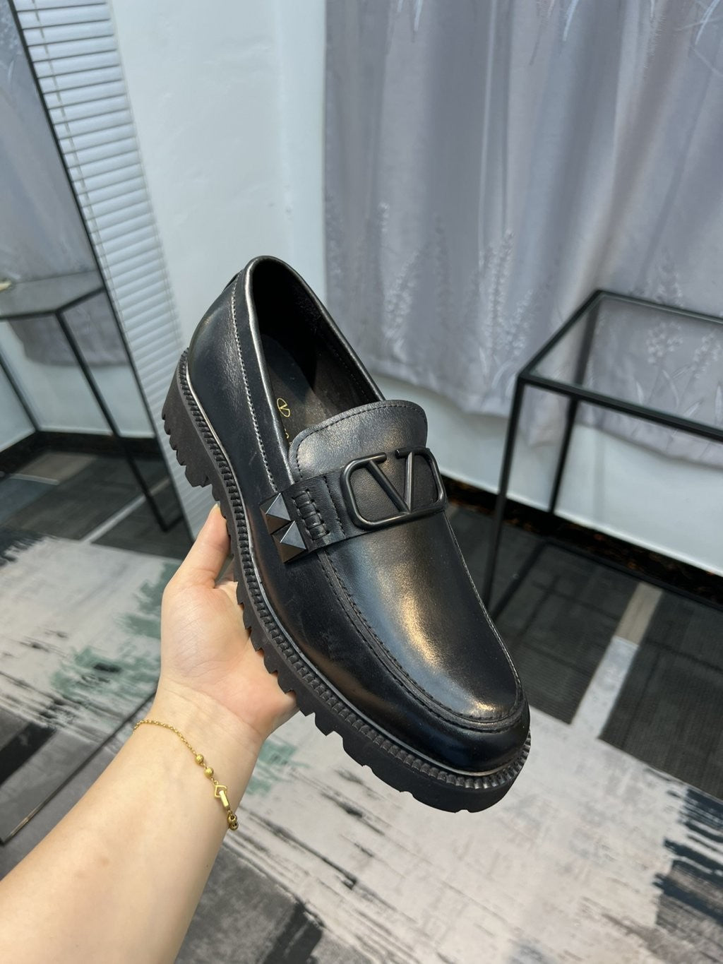 Stud Sign Loafers (Men's)