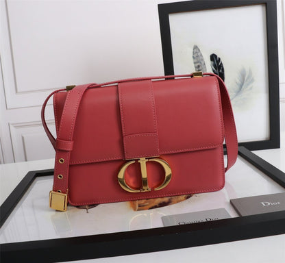 30 Montaigne Medium Bag