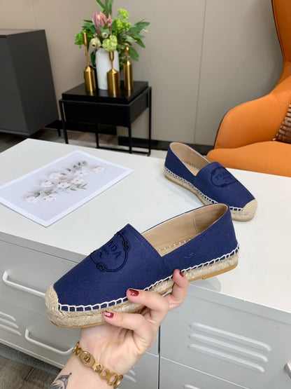 Embroidery Espadrillas (Women’s)