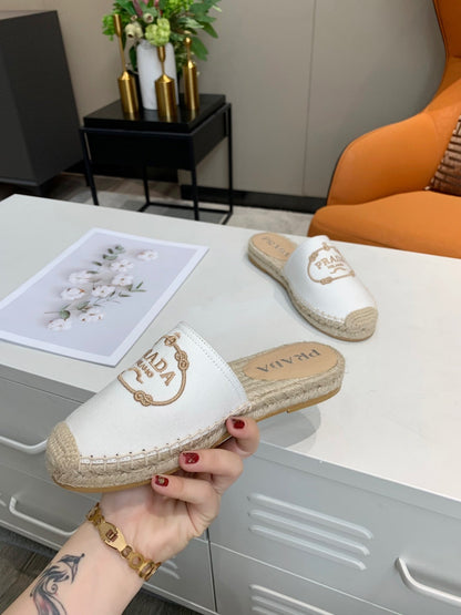 Embroidery Espadrillas Slides (Women’s)