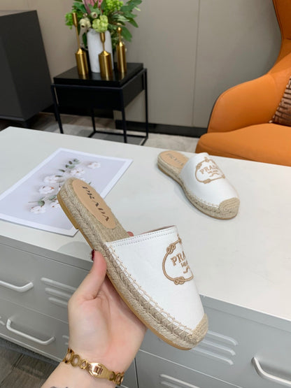 Embroidery Espadrillas Slides (Women’s)