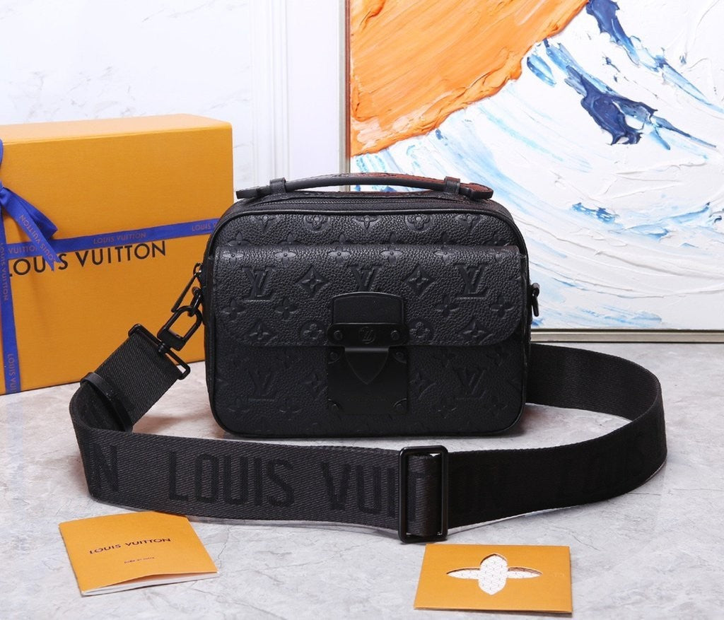 S Lock Messenger Bag