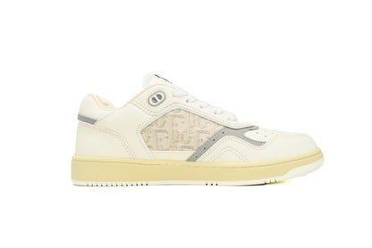 B27 Low Top Sneaker (Women's)