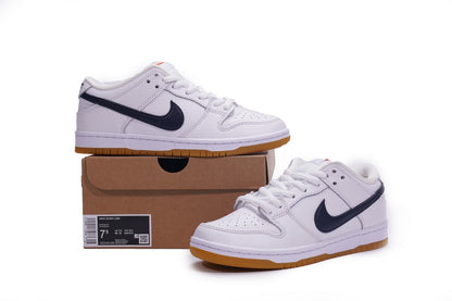 Dunk Low (Women's)