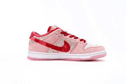 Dunk Low (Women's)