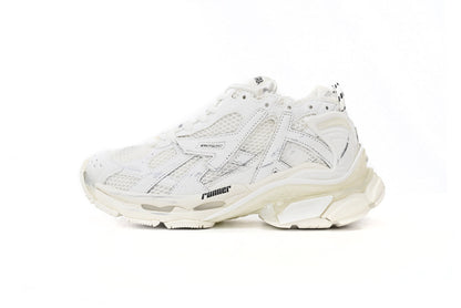 Runner Sneaker (Women's)