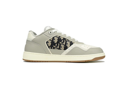 B27 Low Top Sneaker (Women's)