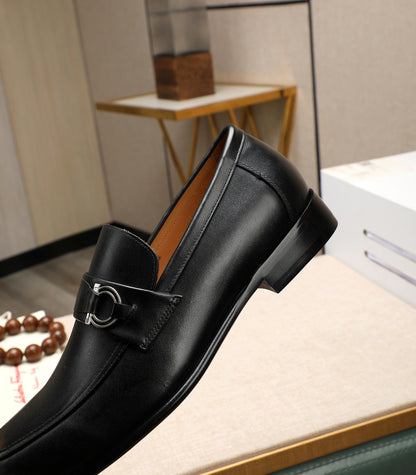 Caspian Loafers (Men's)