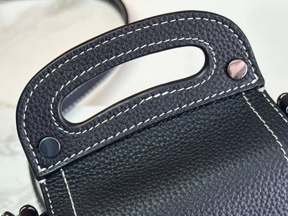 Saddle Vertical Pouch With Strap