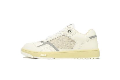 B27 Low Top Sneaker (Women's)