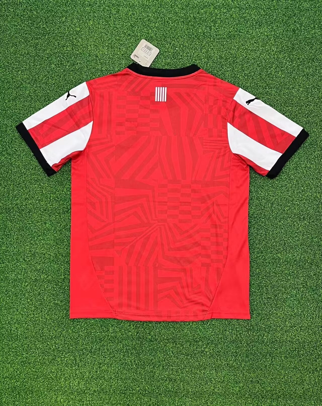 Southampton Home Jersey 2024/25